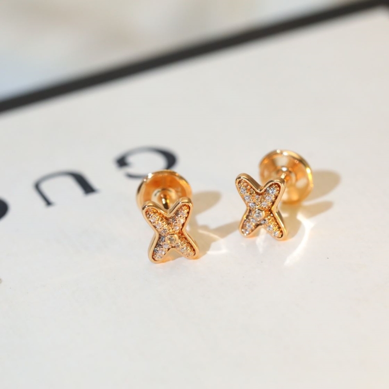 CHAUMET